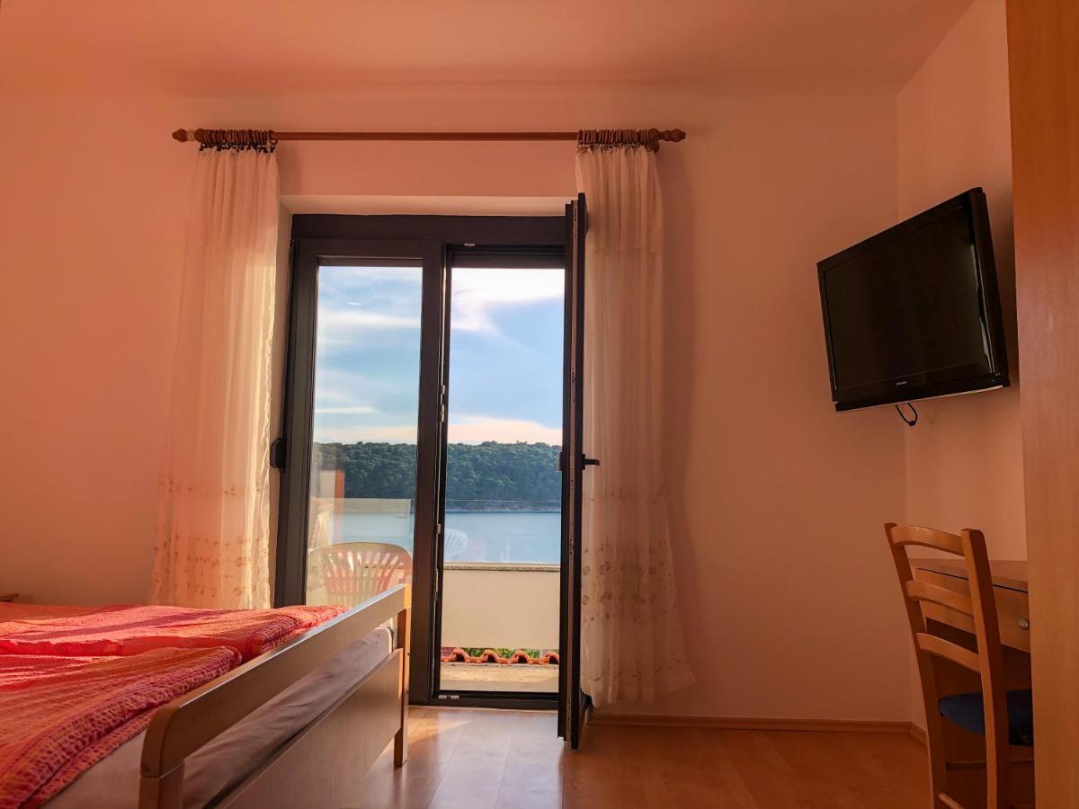 Apartments Palit Rab Dış mekan fotoğraf